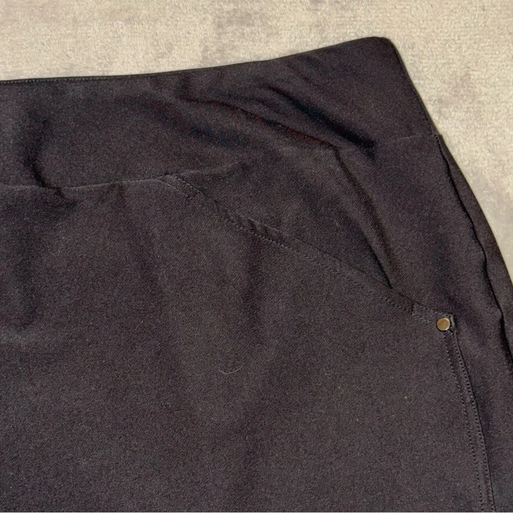 TAIL Tennis Golf Pleated Black Skort Women’s Size 10 - Picture 3 of 13